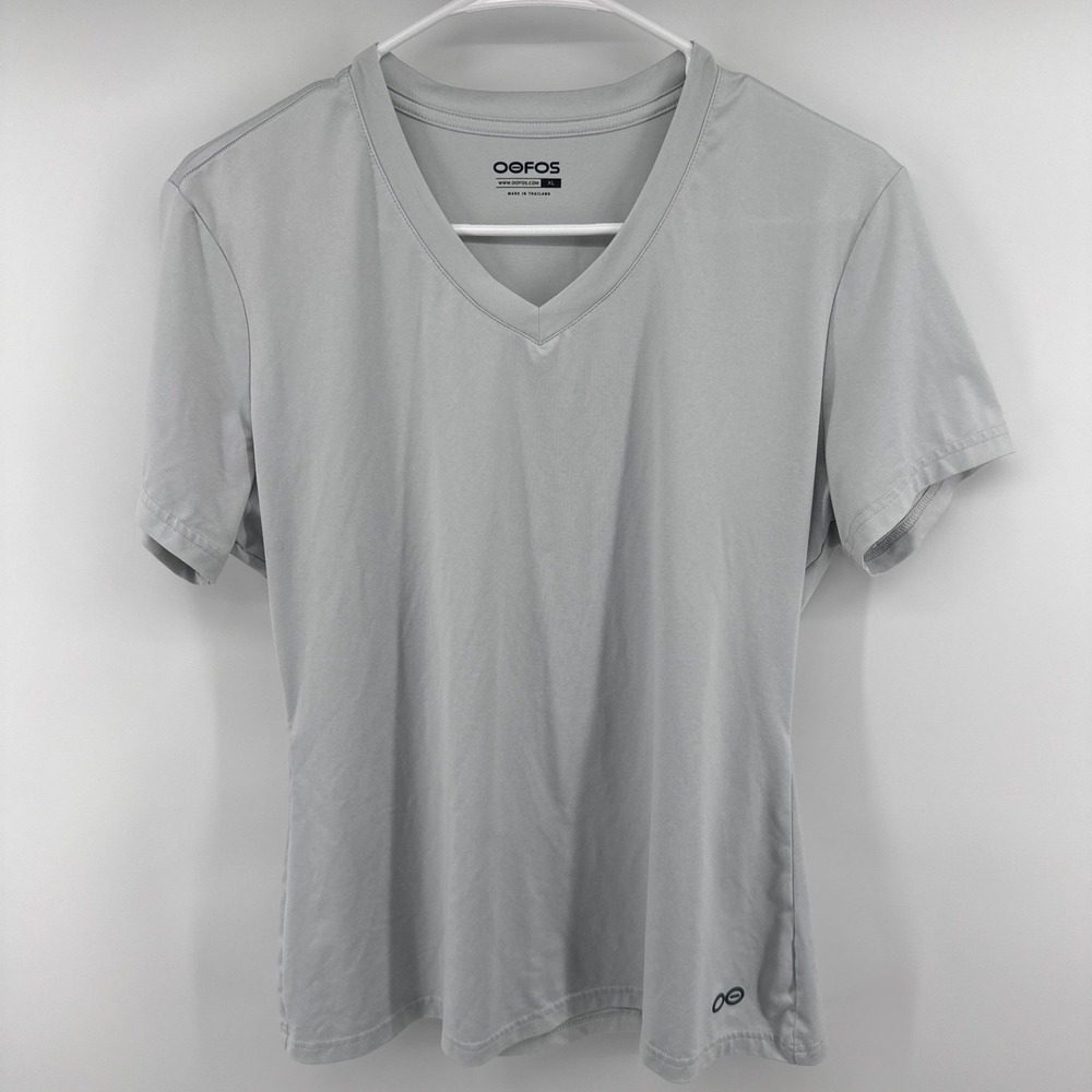 Oofos OOmg Womens XL Light Grey V-Neck Short Sleeve Performance Recovery Tee